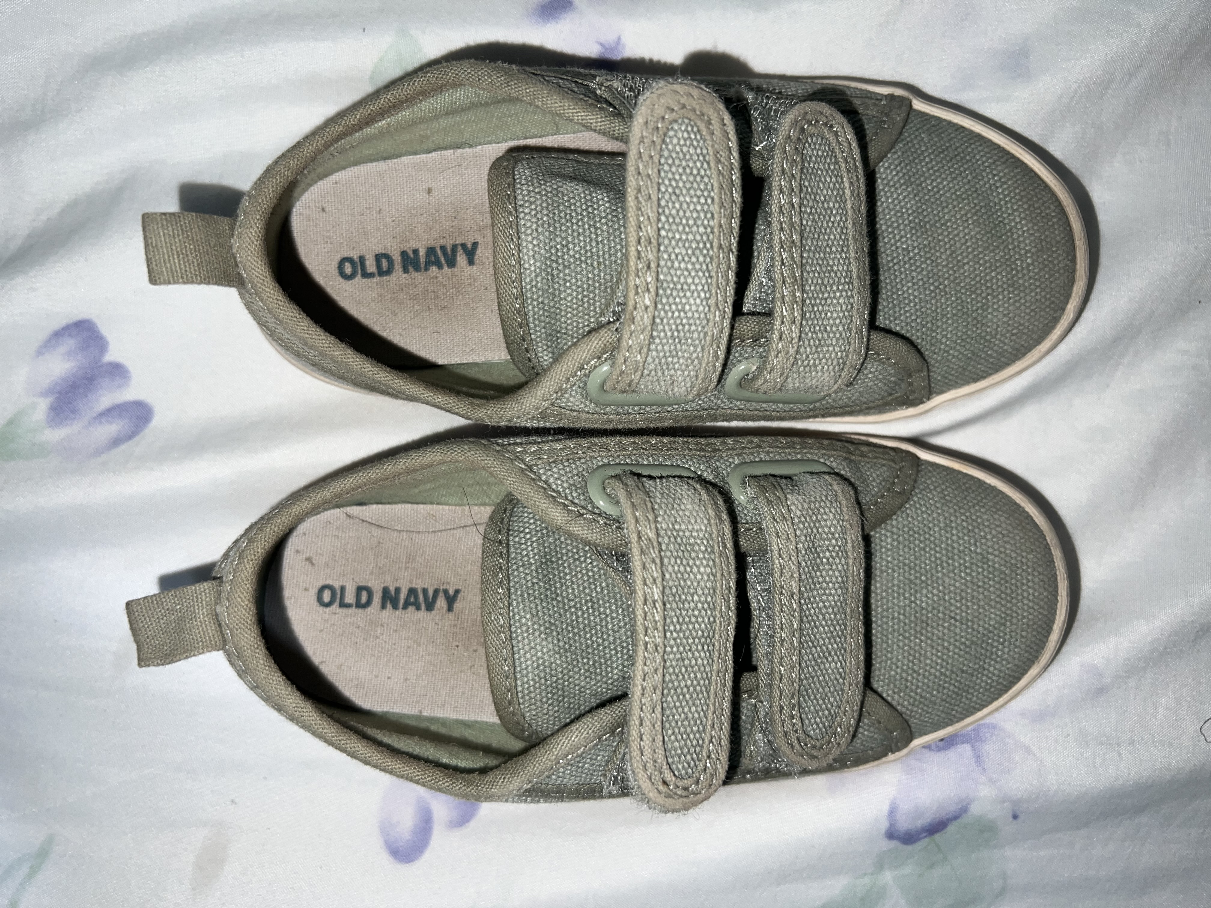 ropa y zapatos - Old Navy, size 9C