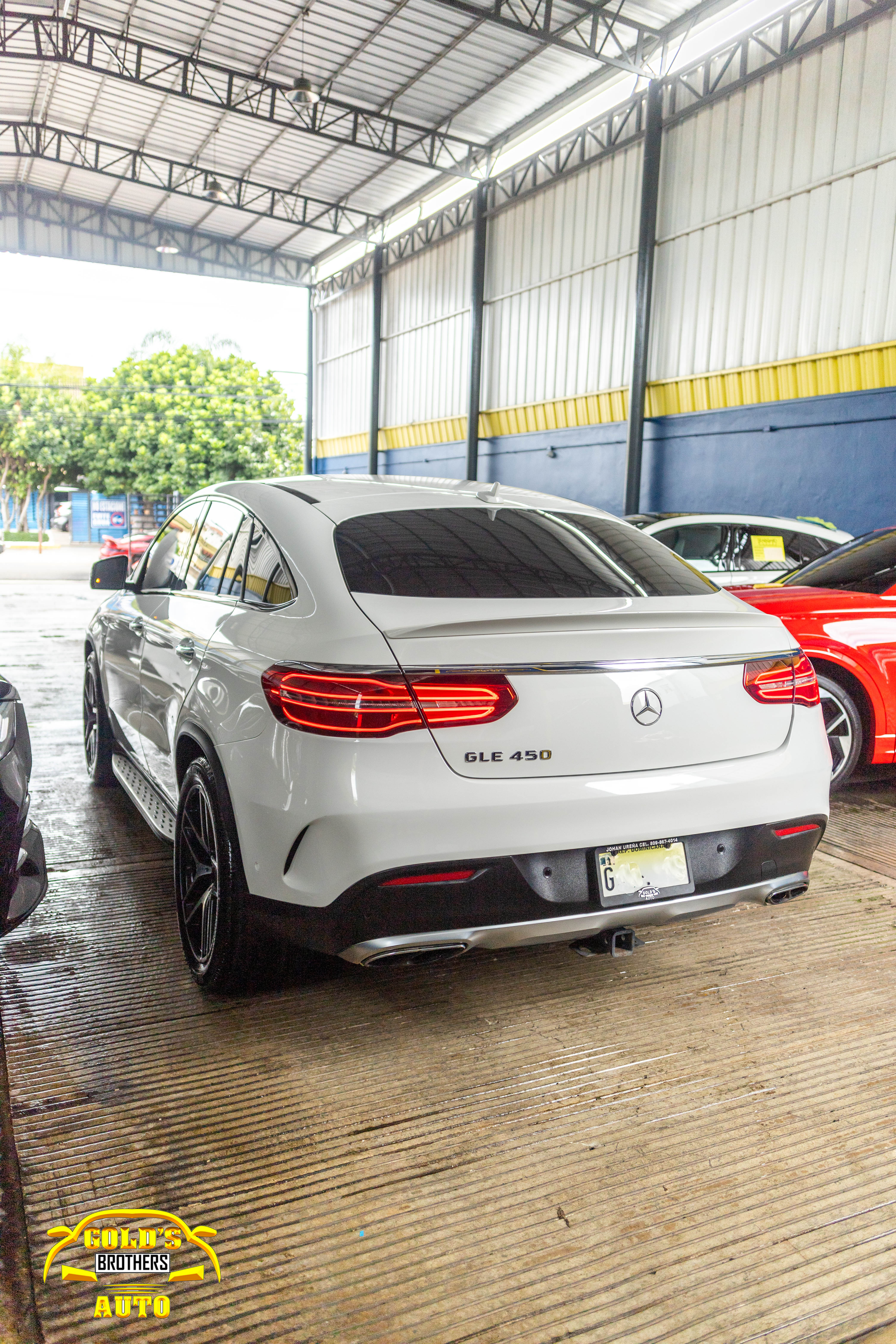 jeepetas y camionetas - Mercedes Benz GLE 450 AMG Coupe 2016 Clean Carfax 3