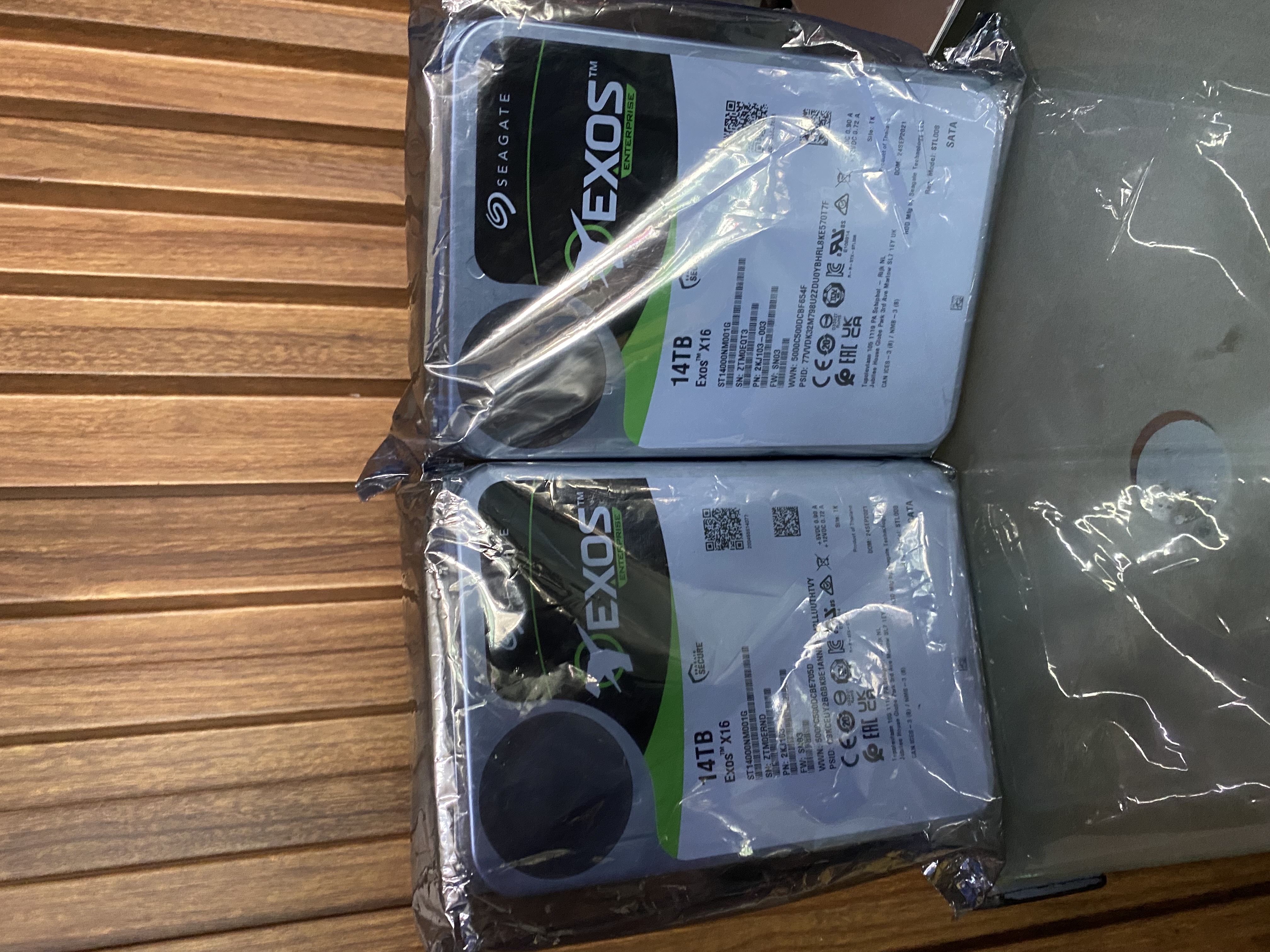 otros electronicos - disco duro sata HDD 14TB  7