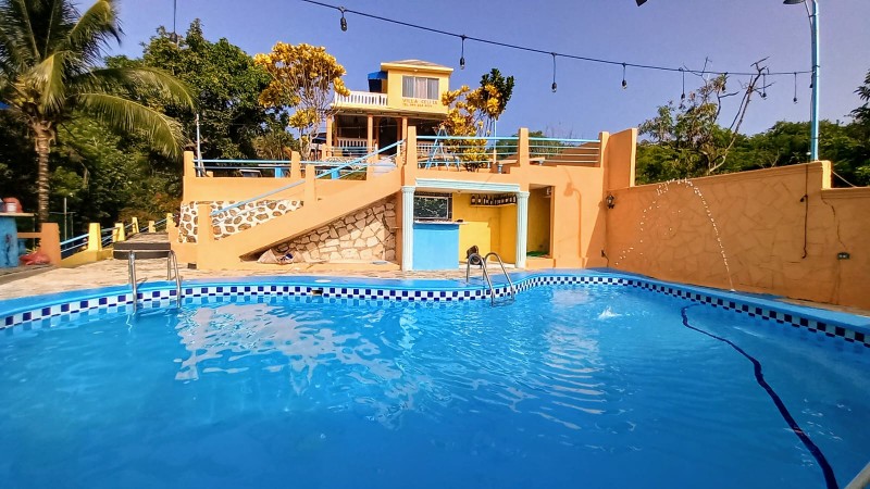 casas vacacionales y villas - Hermosa Villa amueblada en venta al lado de la toma San Cristóbal