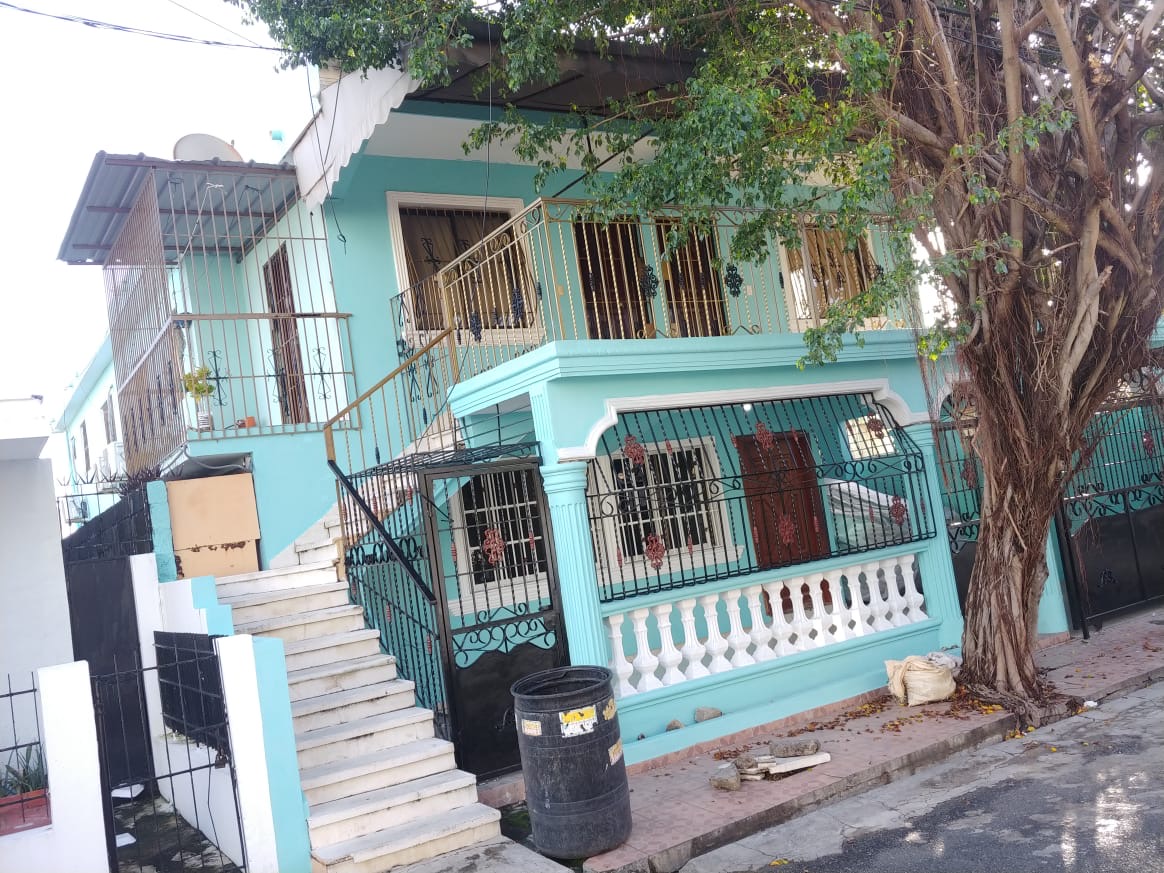 casas - Casa en la Avenida Independencia, Santo Domingo 