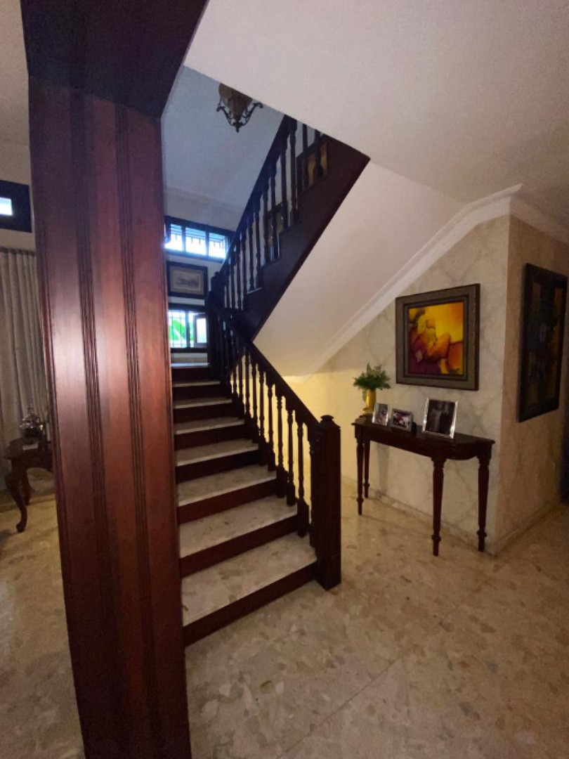 casas - Hermosa Casa  de dos Niveles en Venta, las Praderas Santo Domingo 1