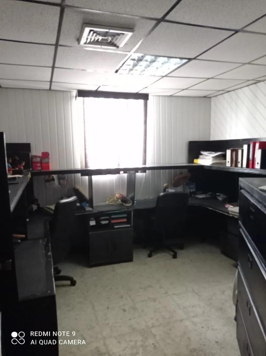 oficinas y locales comerciales - Vendo casa en Gazcue, preparada para oficinas 3