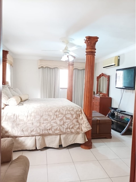 casas - Casa em venta av independência 5