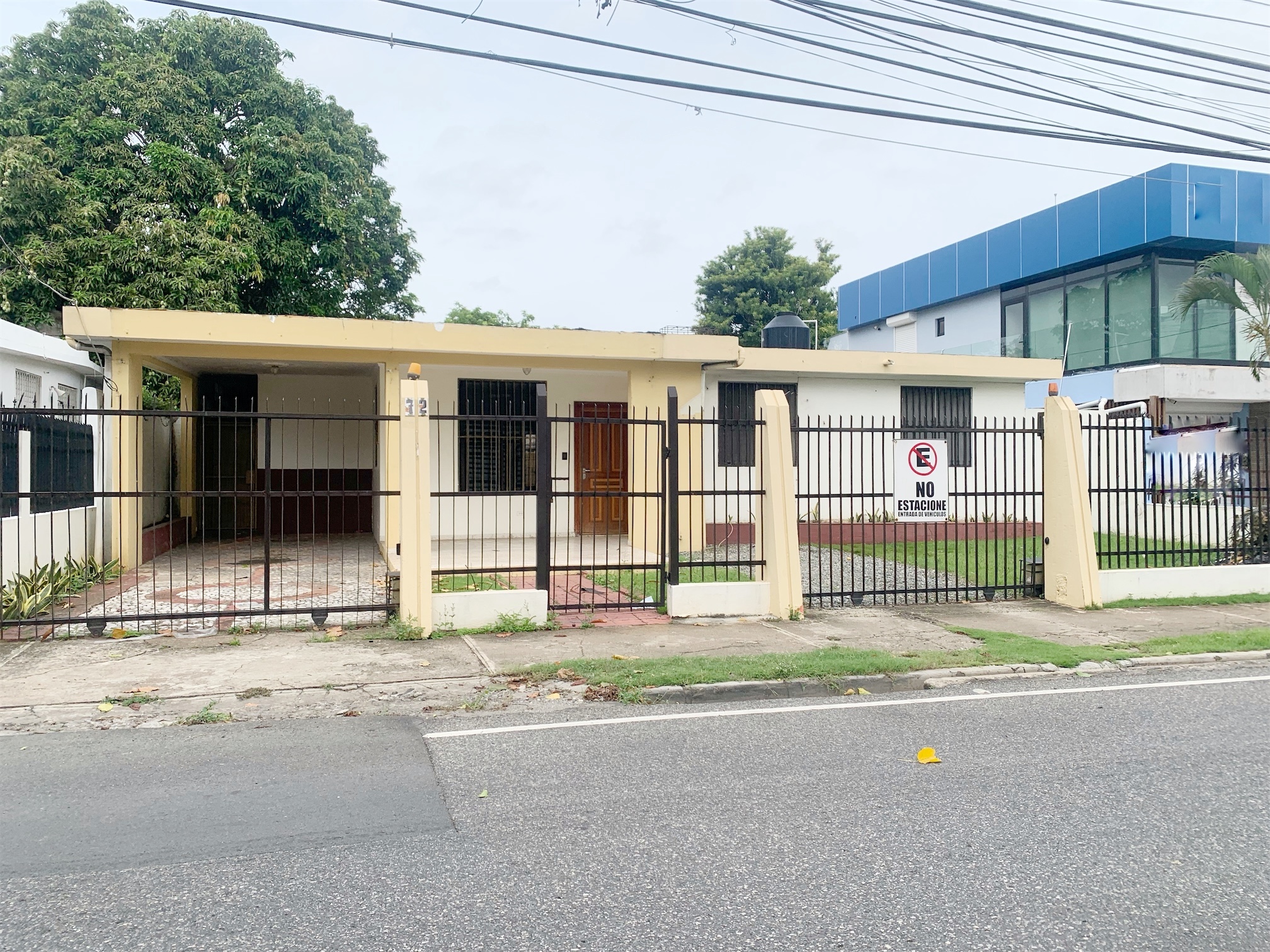 casas - Propiedad comercial en alquiler millon 1