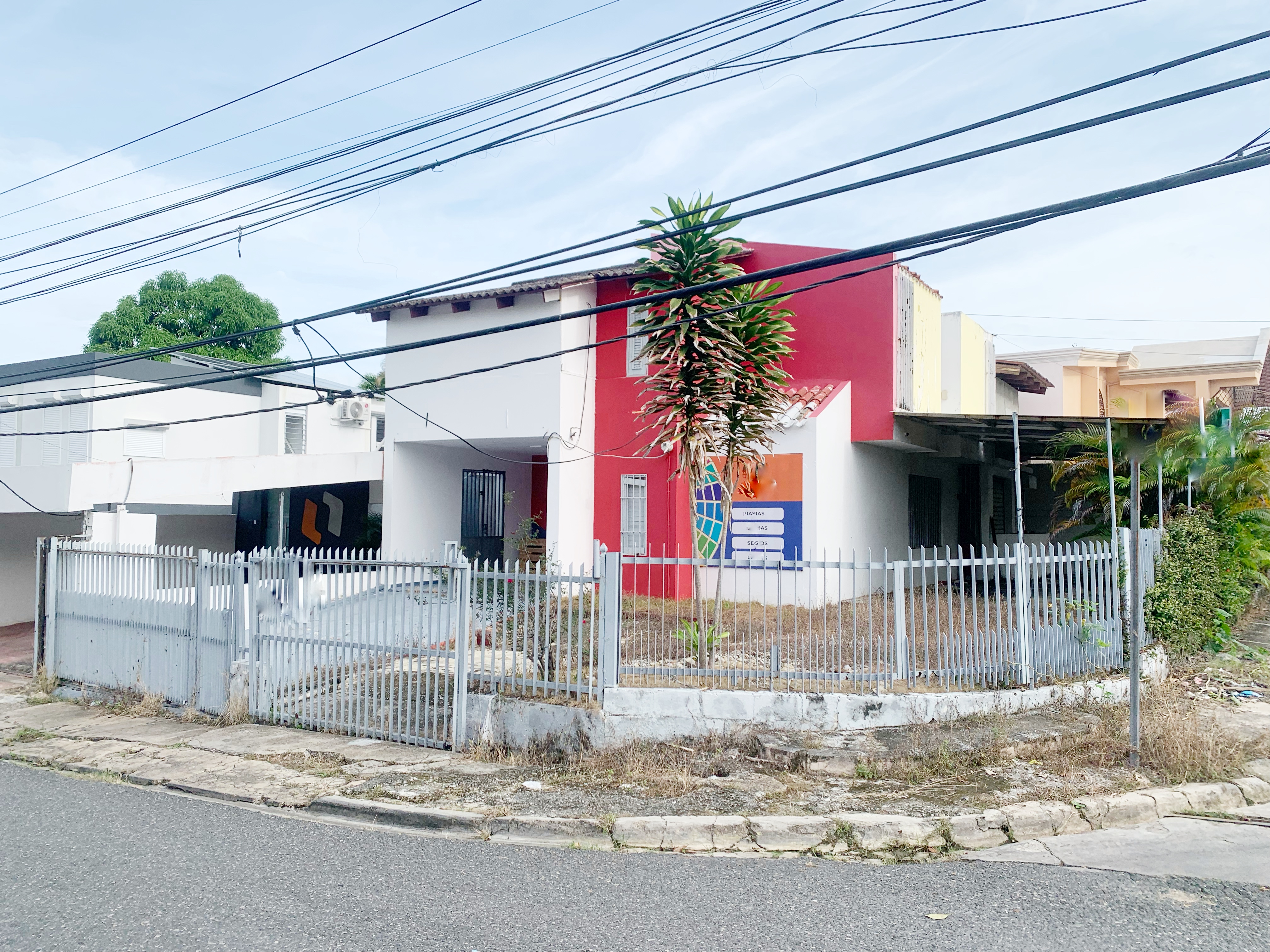 casas - Propiedad comercial en las praderas  2