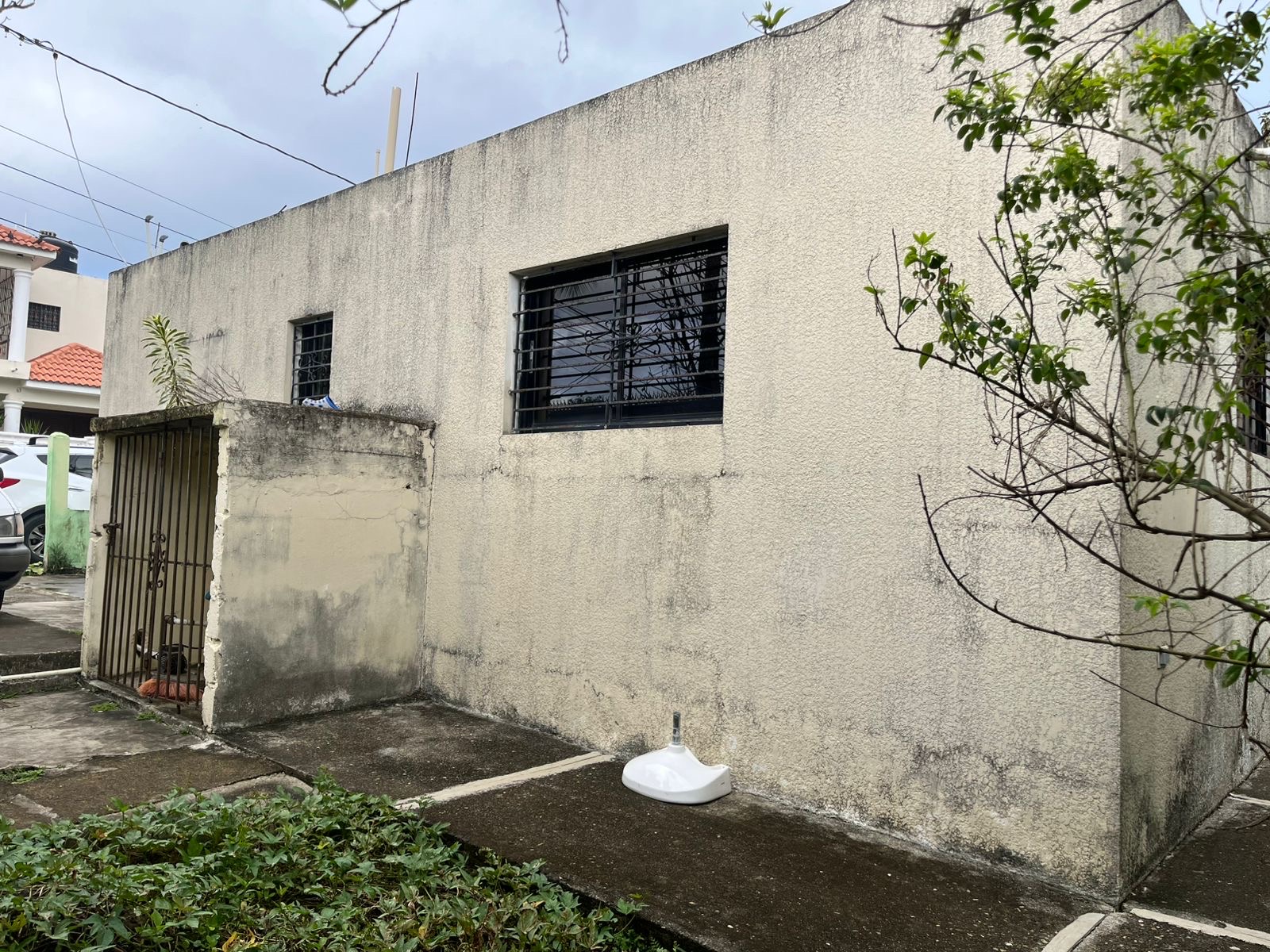 casas - Se Vende Casa para Remodelar en urbanización de Puerto Plata,RD. 🏡🌊 7