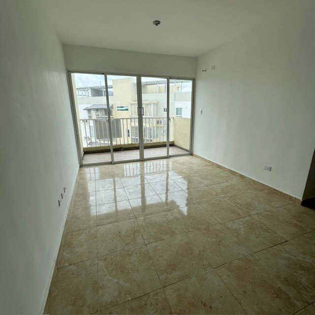 apartamentos - Vendo en la Avenida Monumental  Próximo al Supermercado Ole 7