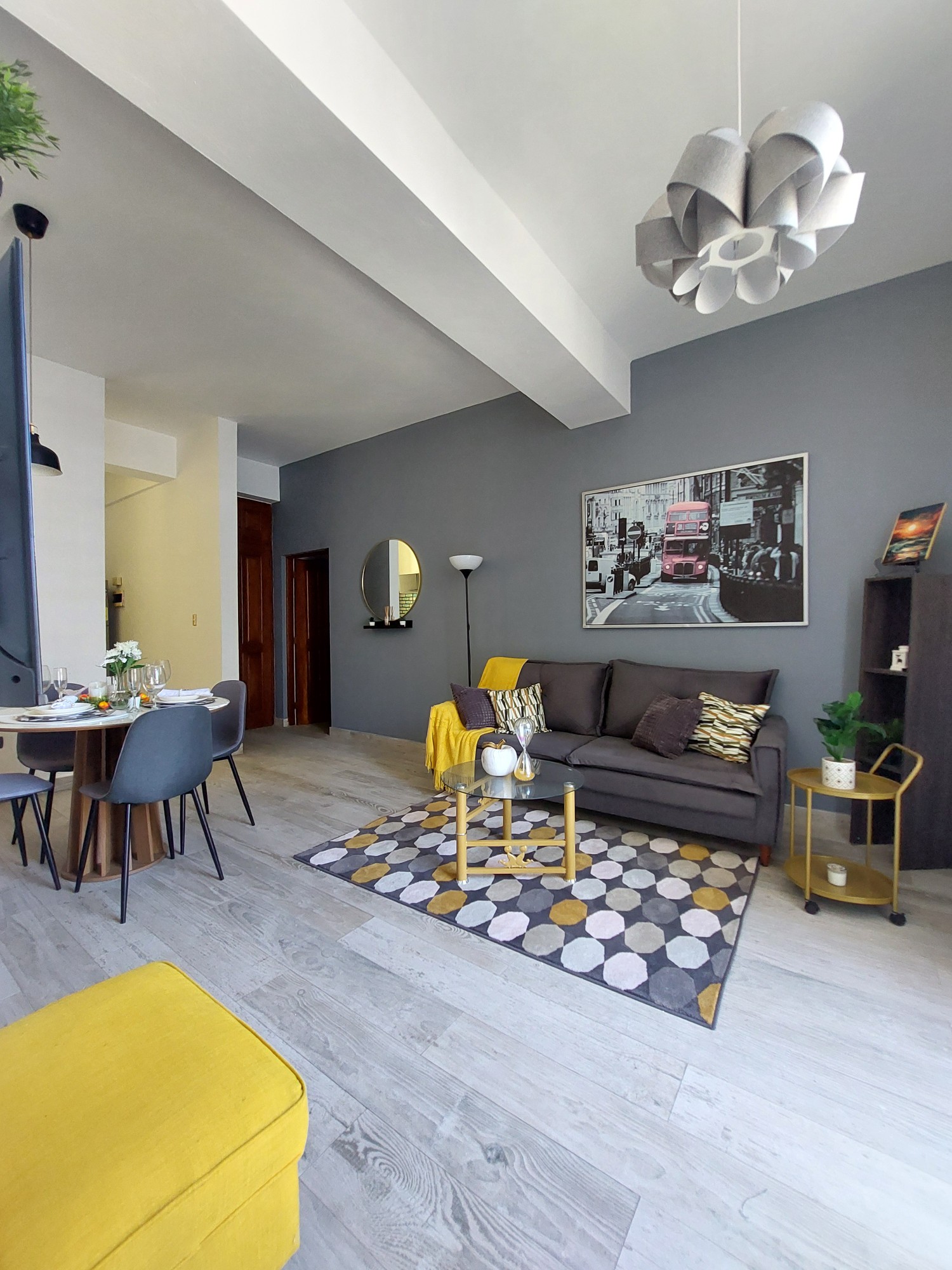 apartamentos - Apartamento amueblado de 1 habitación en piso alto bien ubicado en Piantini 2