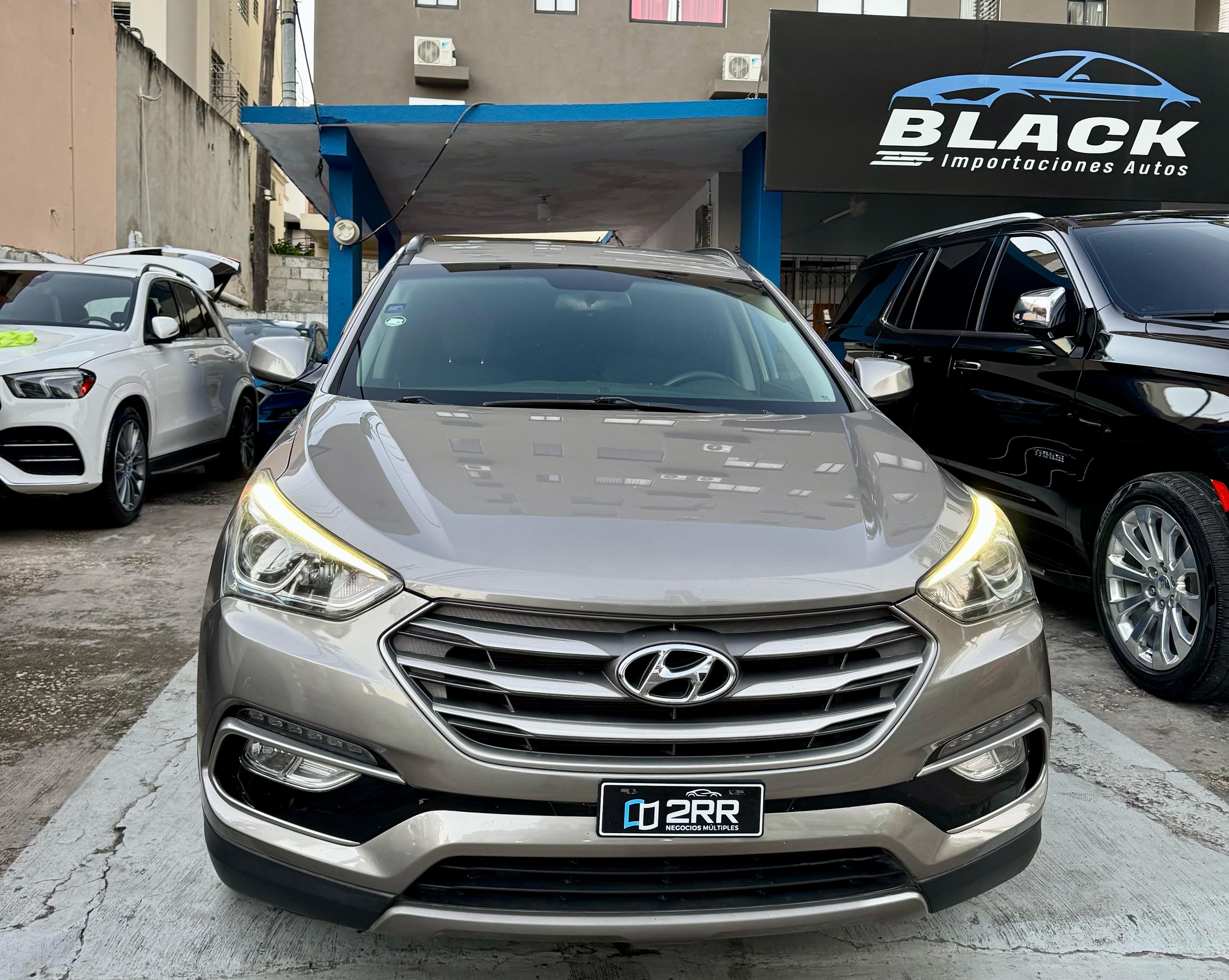 jeepetas y camionetas - Hyundai Santa Fe Sport 2017 4x4 2