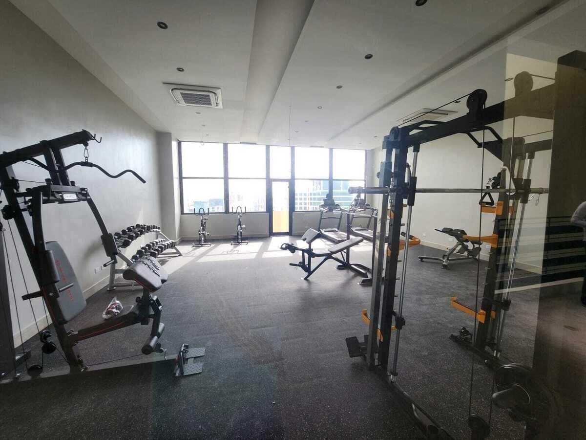 apartamentos - Se vende Apartamento Evaristo Morales, Torre con Piscina 4