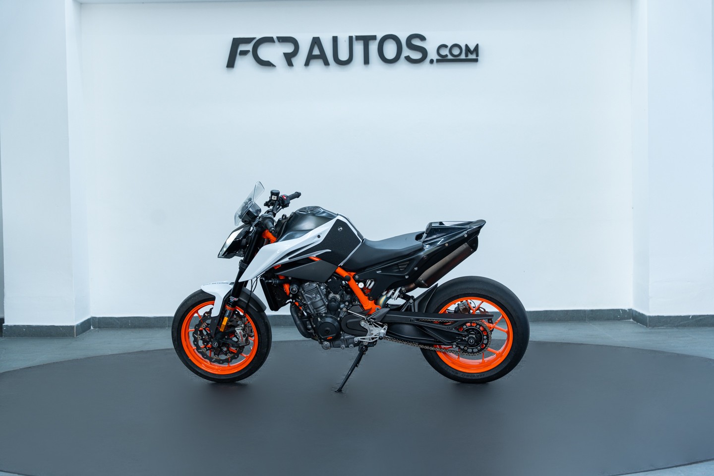 motores y pasolas - KTM 890 DUKE R 2021 1