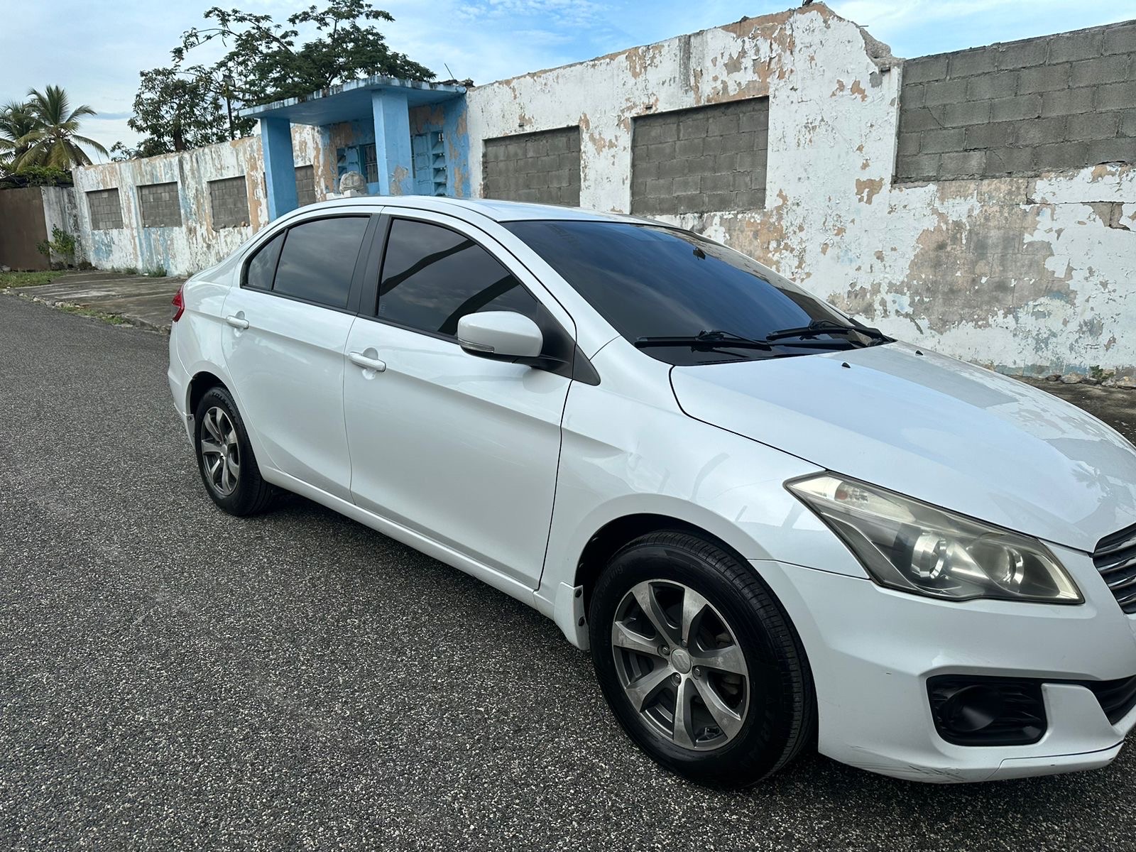 carros - Susuki Ciaz 2017 1