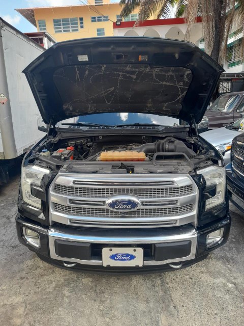 jeepetas y camionetas - Ford f150 2015 platinum 3