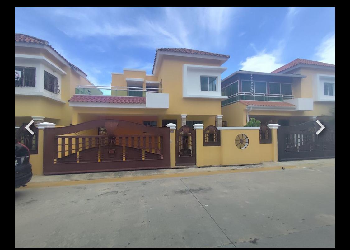 casas - Elegante Casa De 2 Niveles Con 3 Habitaciones Resi