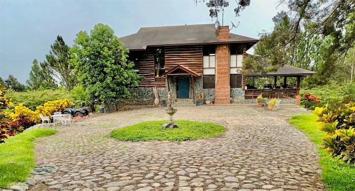 casas vacacionales y villas - Villa en Venta en JARABACOA estilo Rústico
US$990,000 1