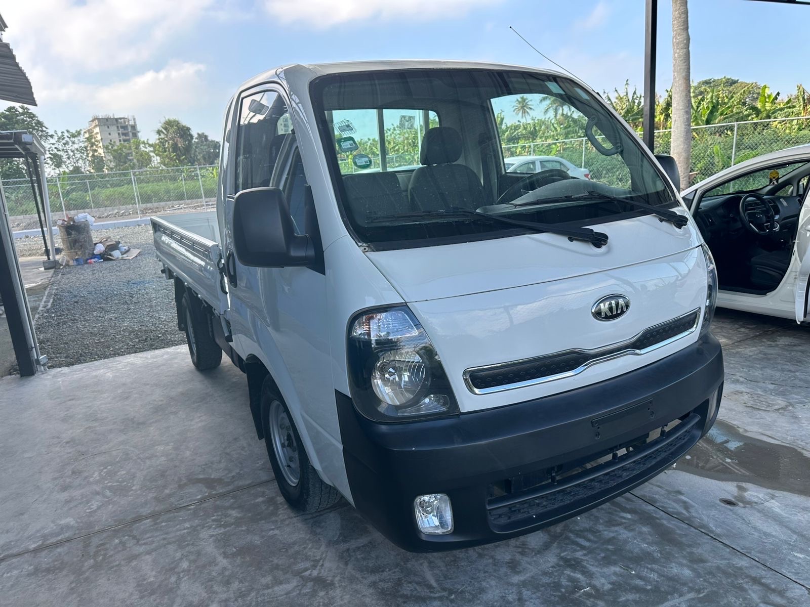 jeepetas y camionetas - kia k2,700 1