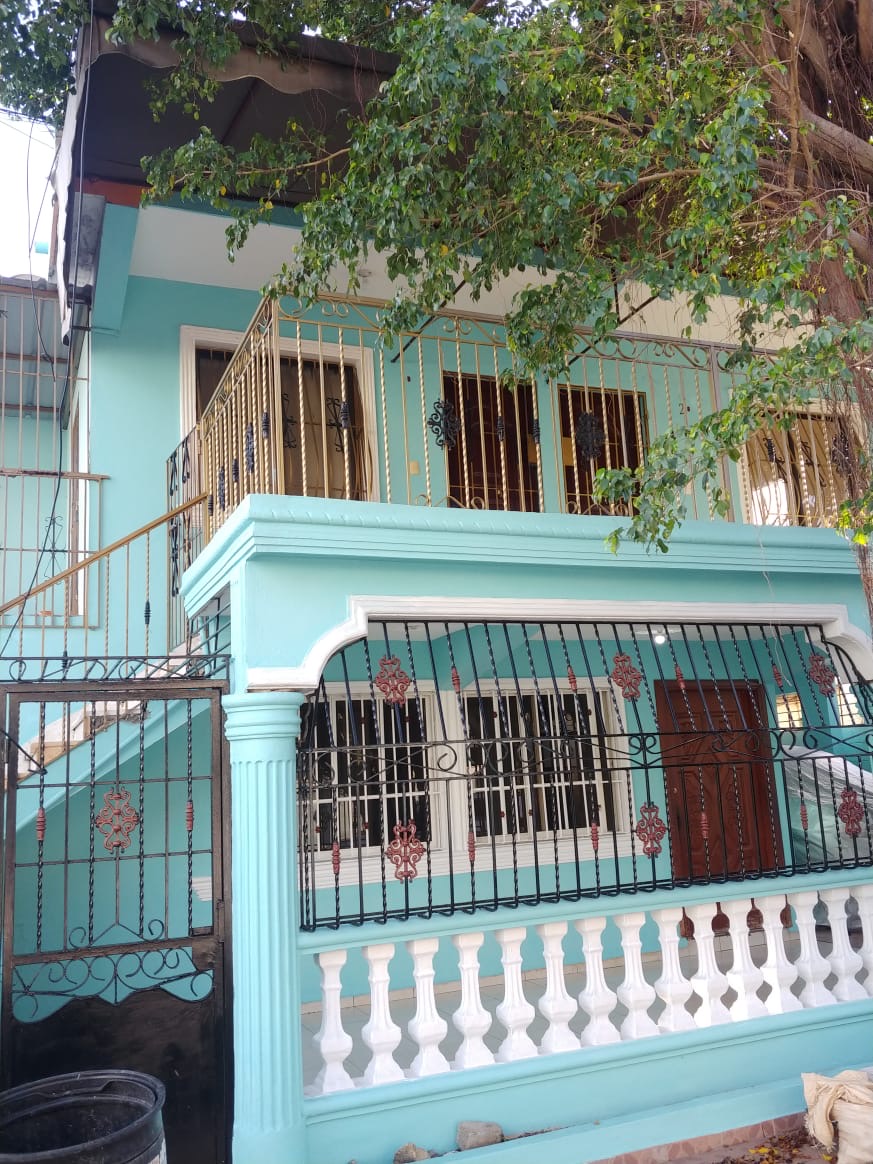 casas - Casa en la Avenida Independencia, Santo Domingo  2