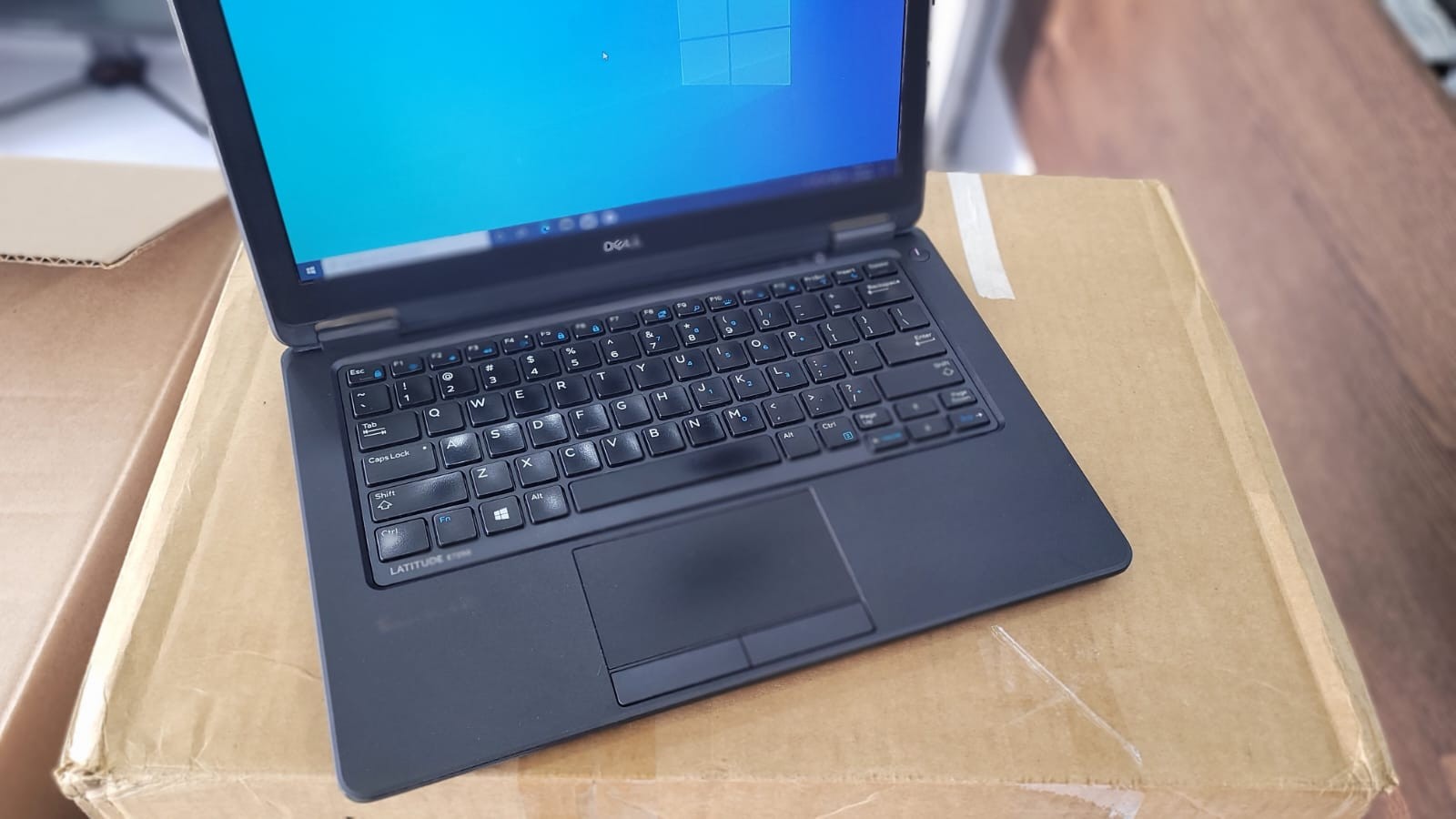 computadoras y laptops - LAPTOP DELL LATITUDE E7240 i5 5TA