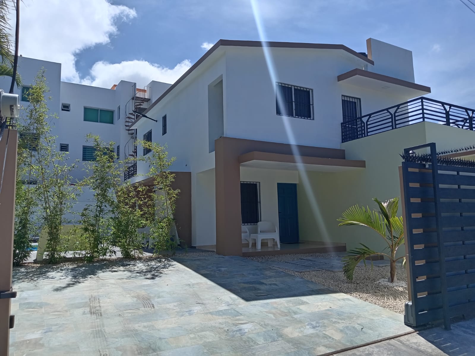 casas - Acogedora casa a dos pasos del malecón con una excelente ubicación  1