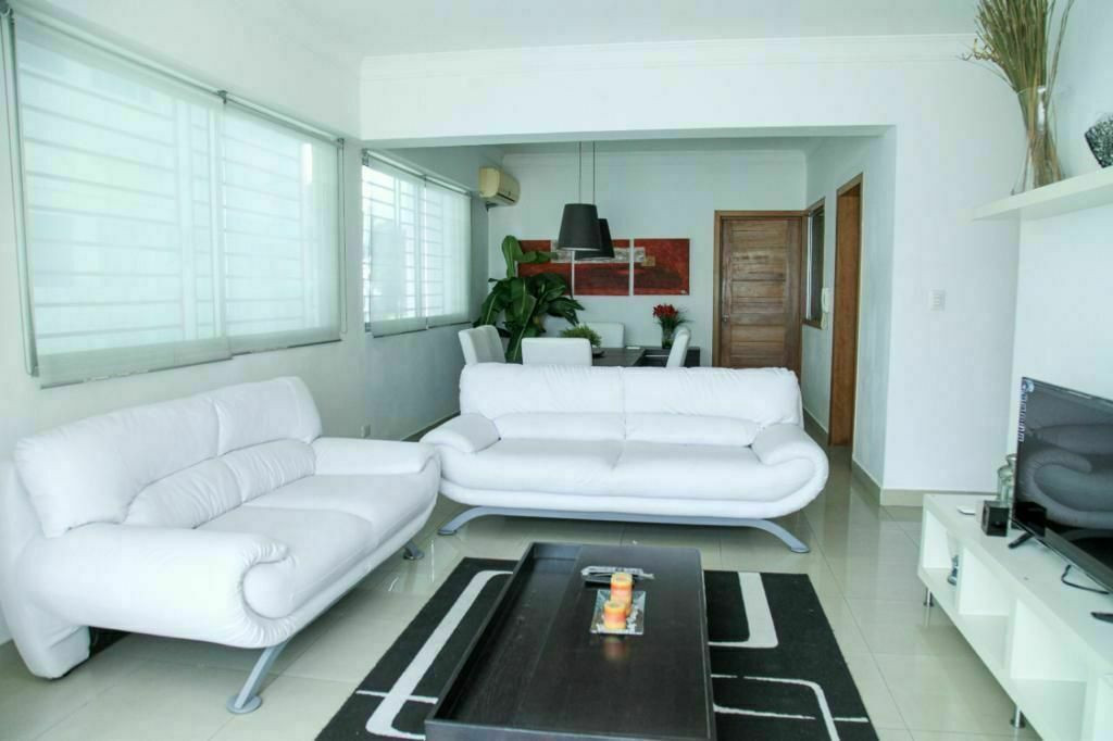 apartamentos - Se alquila, Apartamento 2Hab Amueblado Acogedor c/Piscina, Lobby y Gym en Naco  2