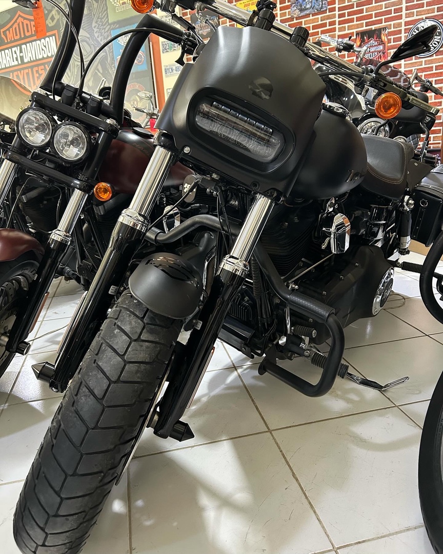 motores y pasolas - Harley Davidson Fat Bob año 2017