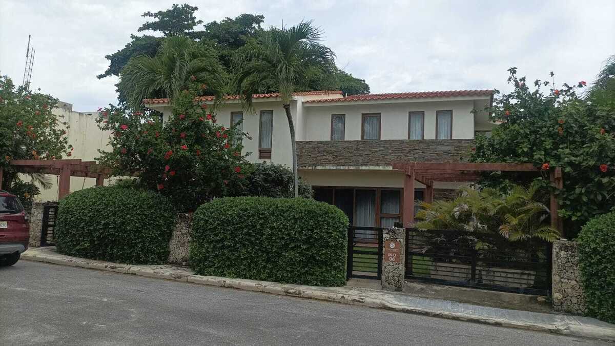 casas - VENTA DE HERMOSA CASA AMUEBLADA DUPLEX EN CABRERA-