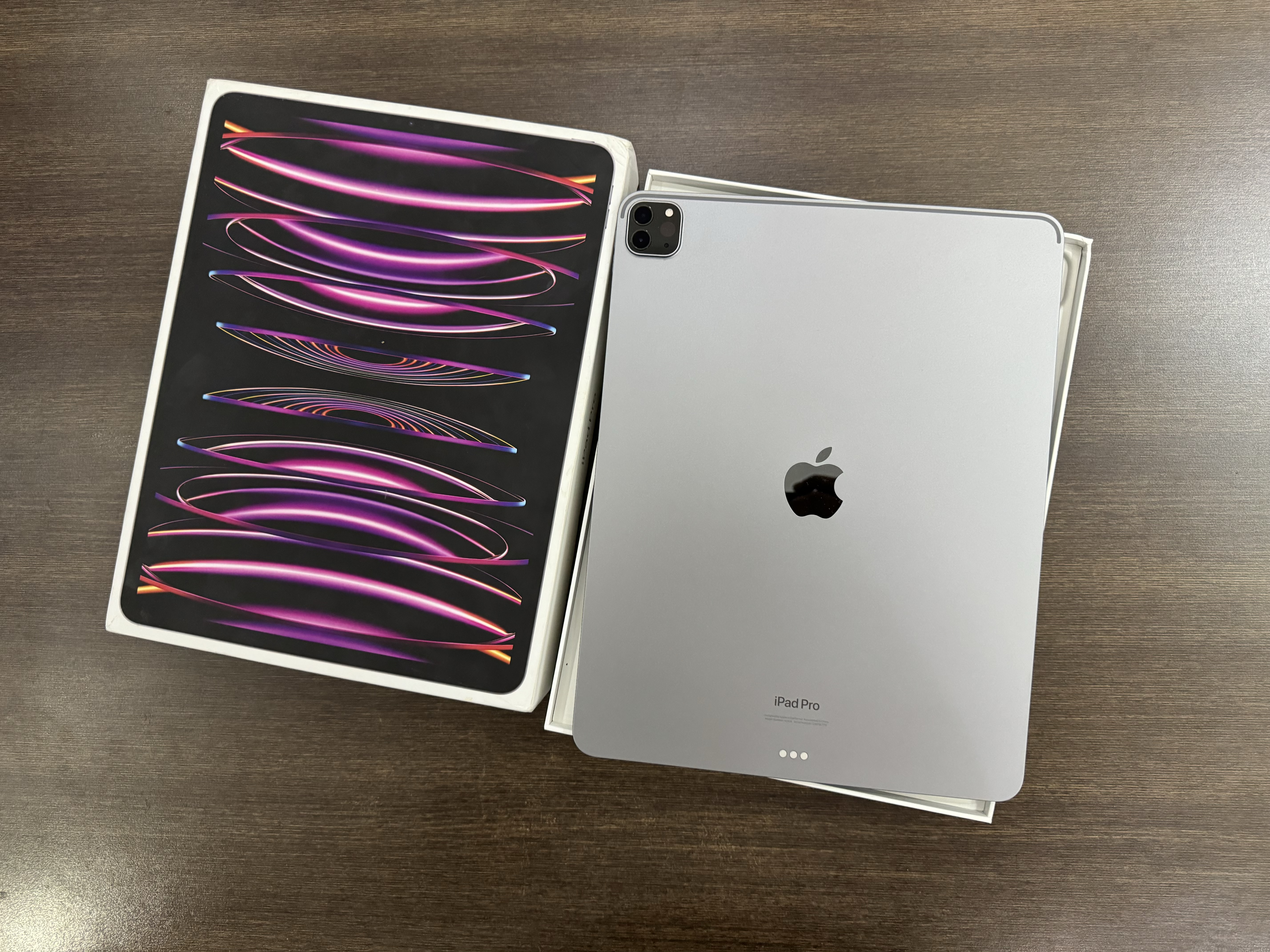 celulares y tabletas - iPad Pro 12.9 inch 6ta Gen 128GB space gray 