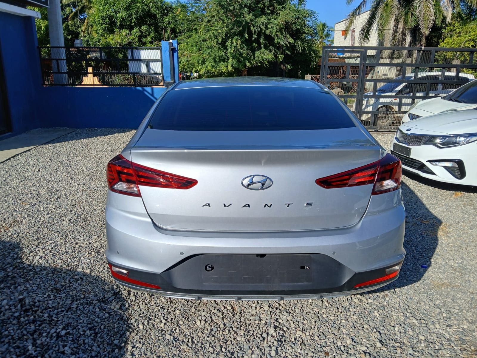 carros - VENDO HYUNDAI AVANTE 2020 FINANCIAMIENTO DISPONIBL 7