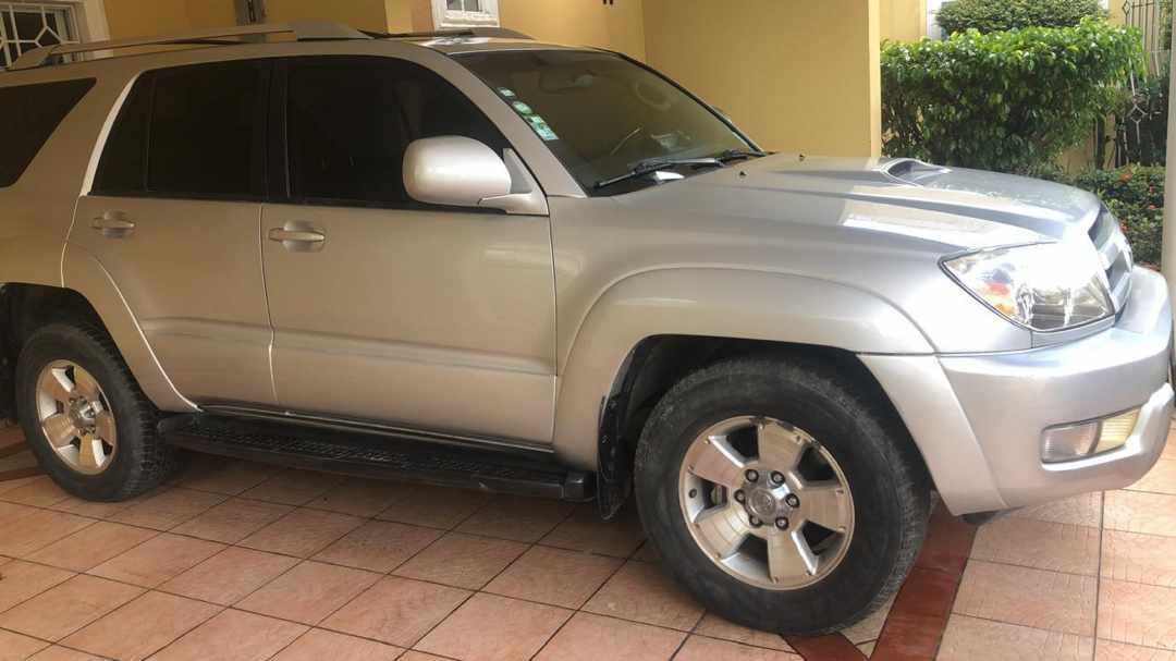 jeepetas y camionetas - Toyota 4runner 2004 1