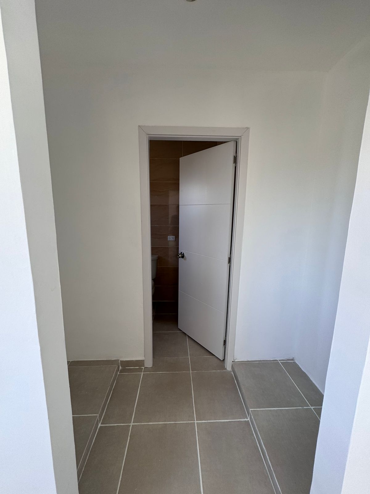 apartamentos - Rento Apartamento Ubicado Av. Hípica Esq. Ecológica Nuevo a Estrenar  6