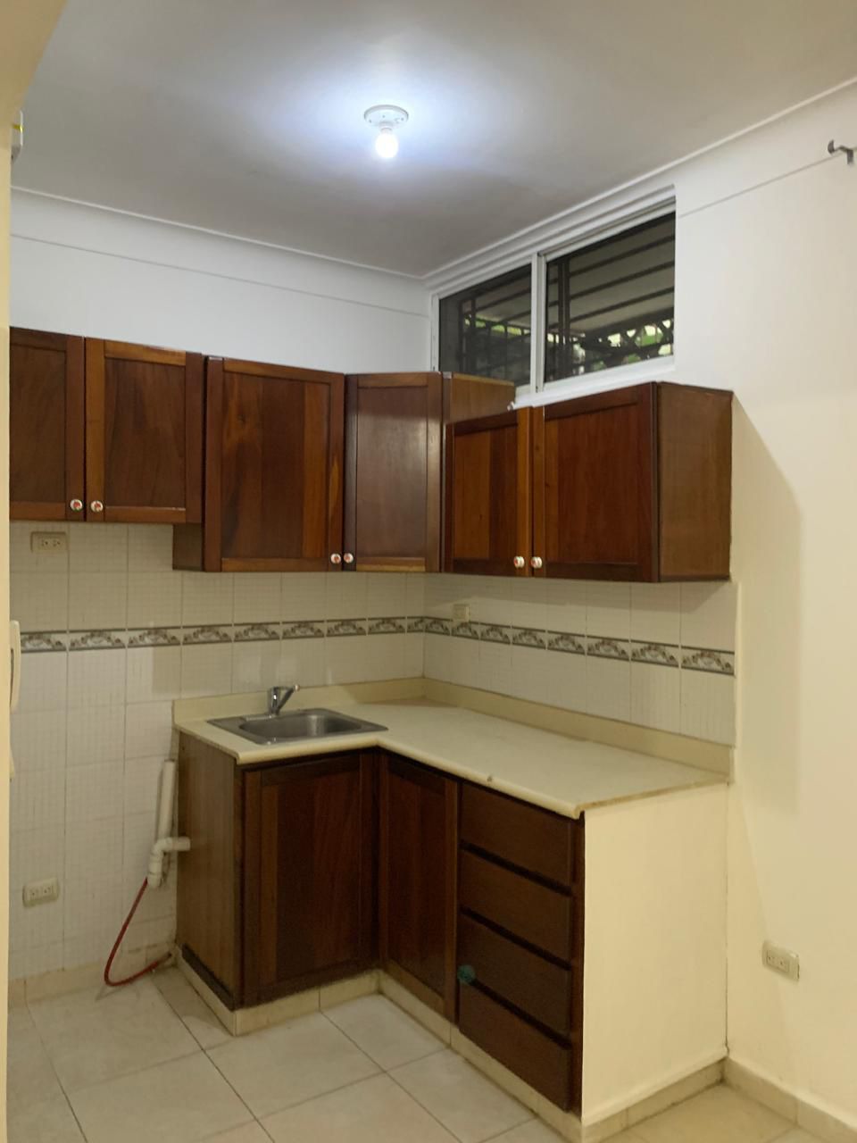 apartamentos - Vendo 1er piso de Una habitación en el Millón Pao 3