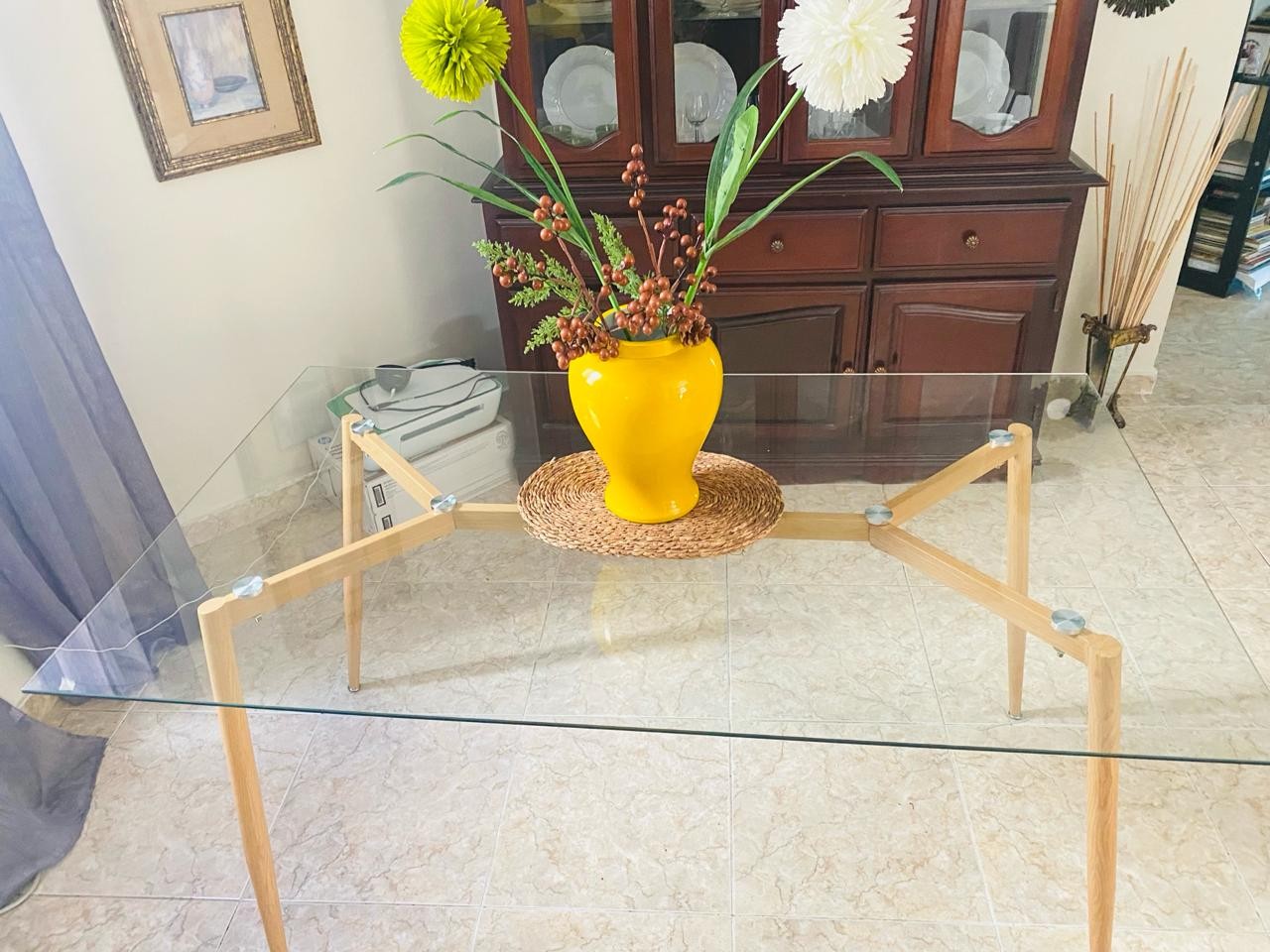 muebles y colchones - Mesa de Comedor de Cristal de 6 sillas 3