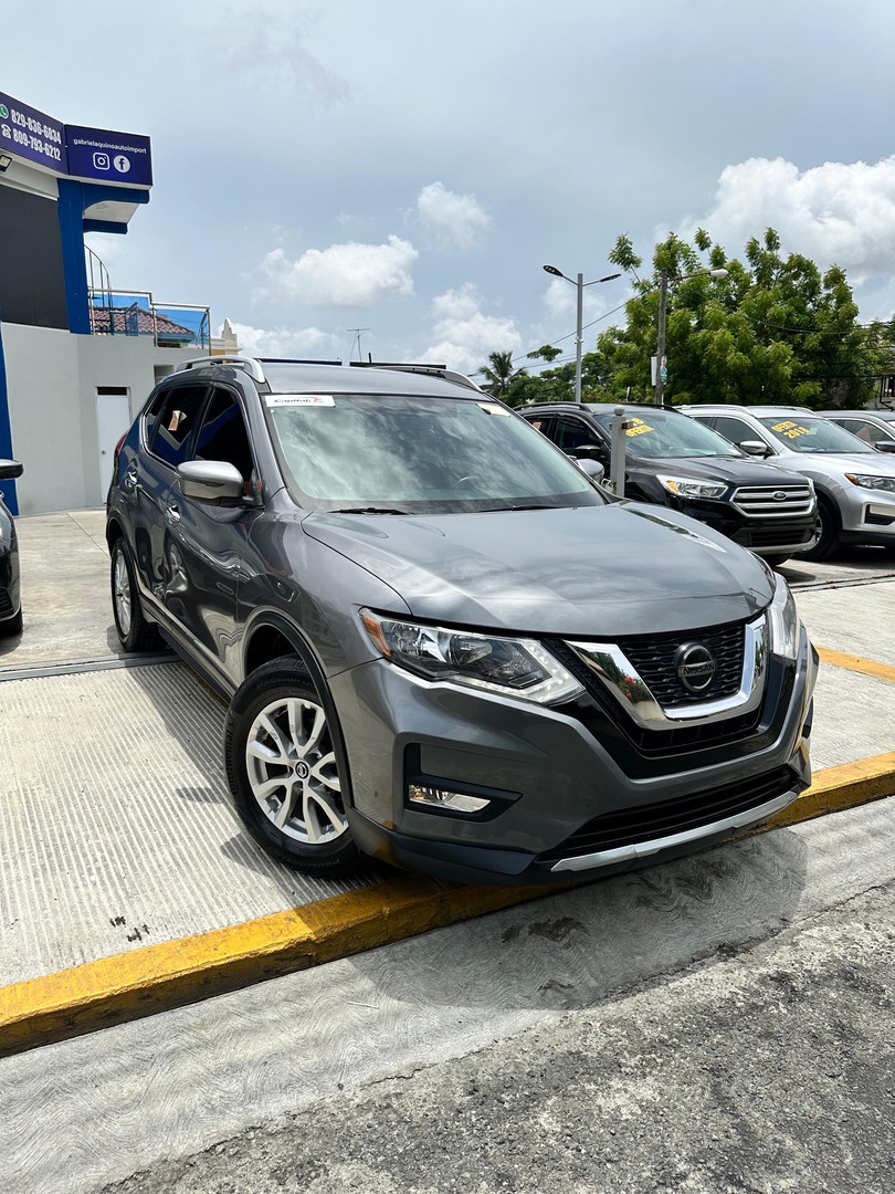 jeepetas y camionetas - nissan rogue sv awd