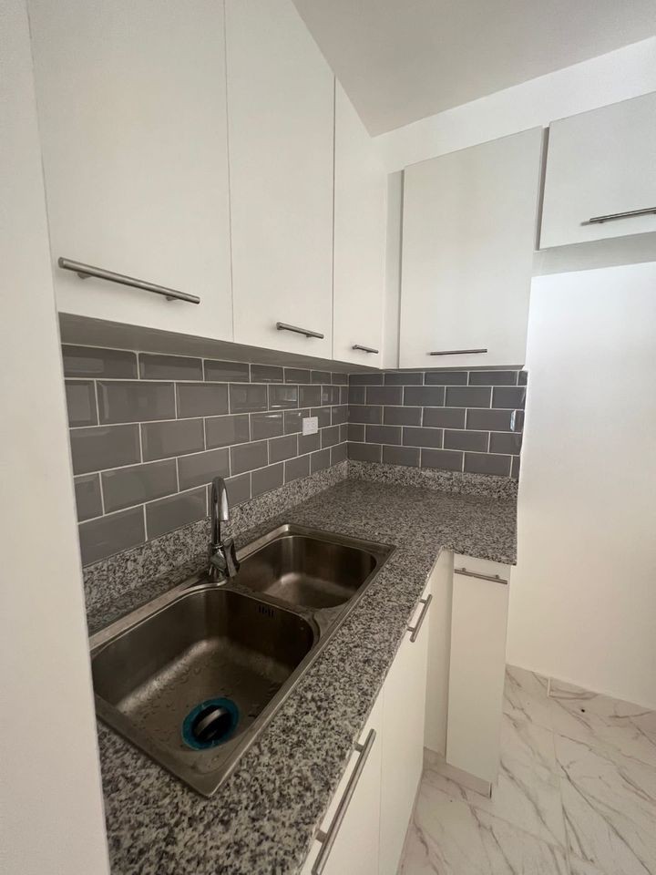 apartamentos - Vendo o Alquilo apartamento en alma Rosa I. Nuevo 2