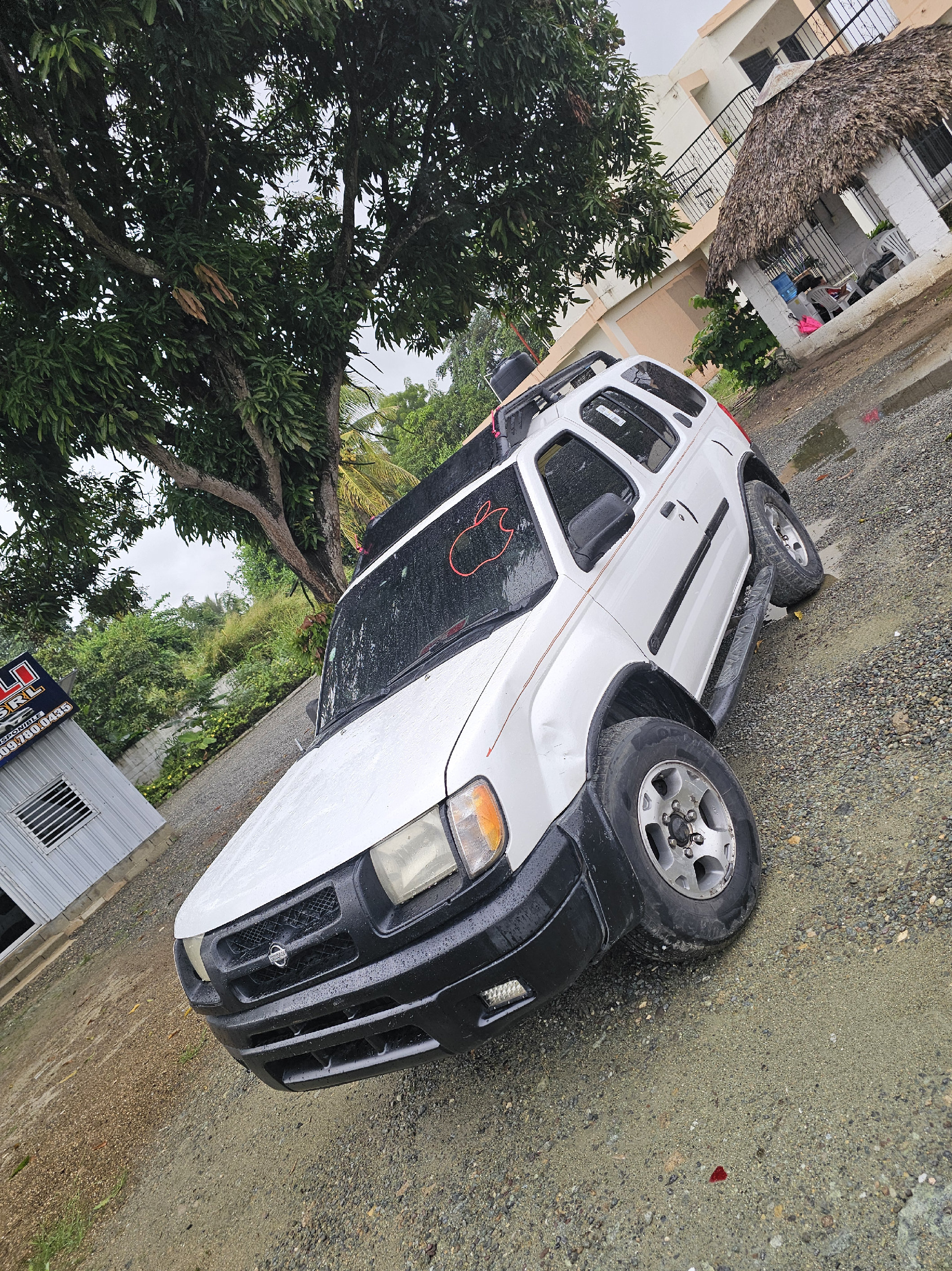 jeepetas y camionetas - Nissan xterra 2000