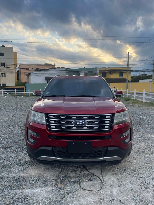 jeepetas y camionetas - Ford Explorer xlt 2017