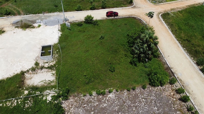 solares y terrenos - Solar 790 metros en urbanicacion privada, próximo a la playa en cabrera 🏝️