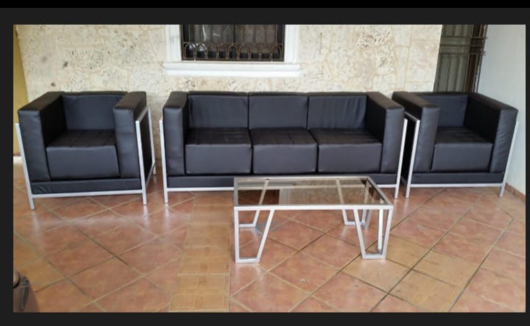 muebles y colchones - Set de muebles para la casa o el lobby.  0