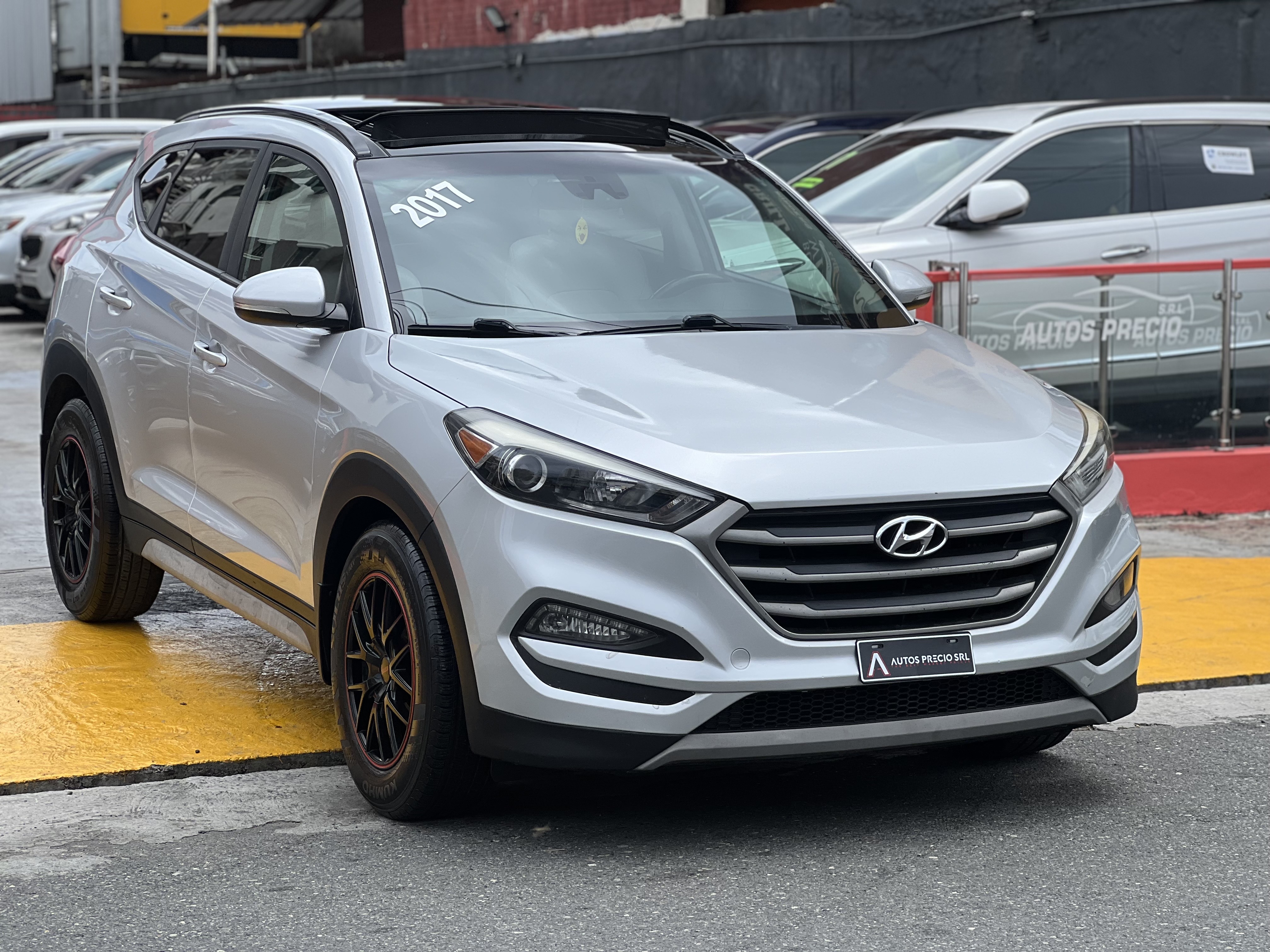 jeepetas y camionetas - Hyundai Tucson Límite Panorámica 2017 2