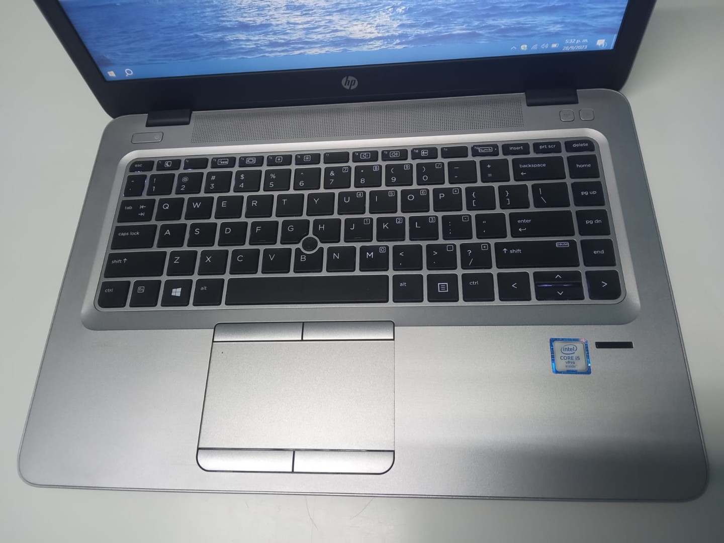 computadoras y laptops - Laptop, HP EliteBook 840 G3 / 6th Gen, Intel Core i5 / 8GB DDR4 / 128GB SSD 6