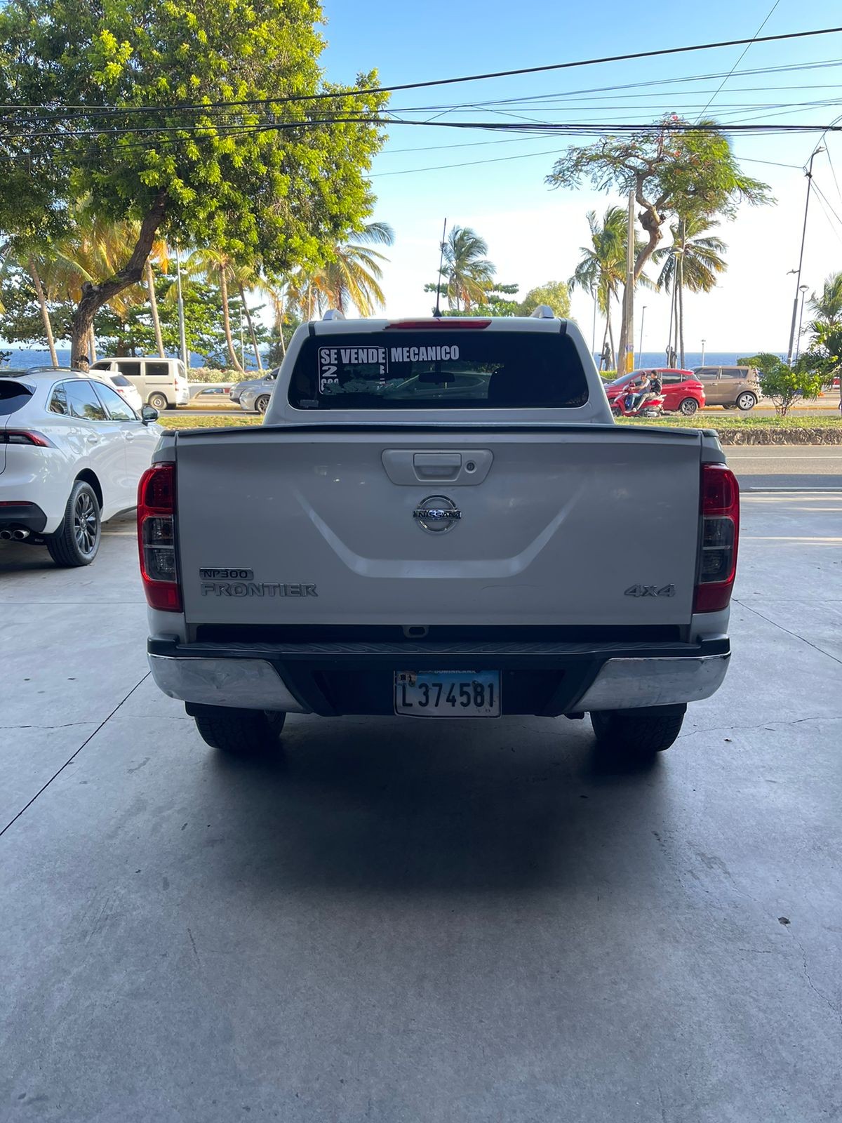 jeepetas y camionetas - Nissan Frontier 2018 impecable 