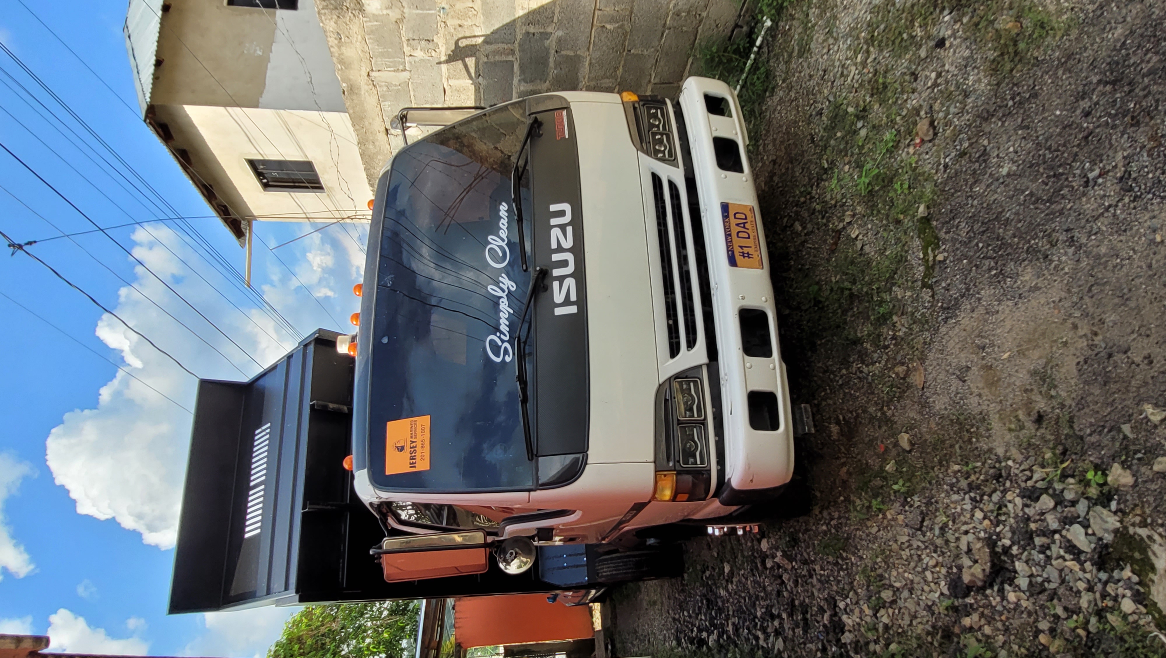 camiones y vehiculos pesados - camion isuzu volteo  2