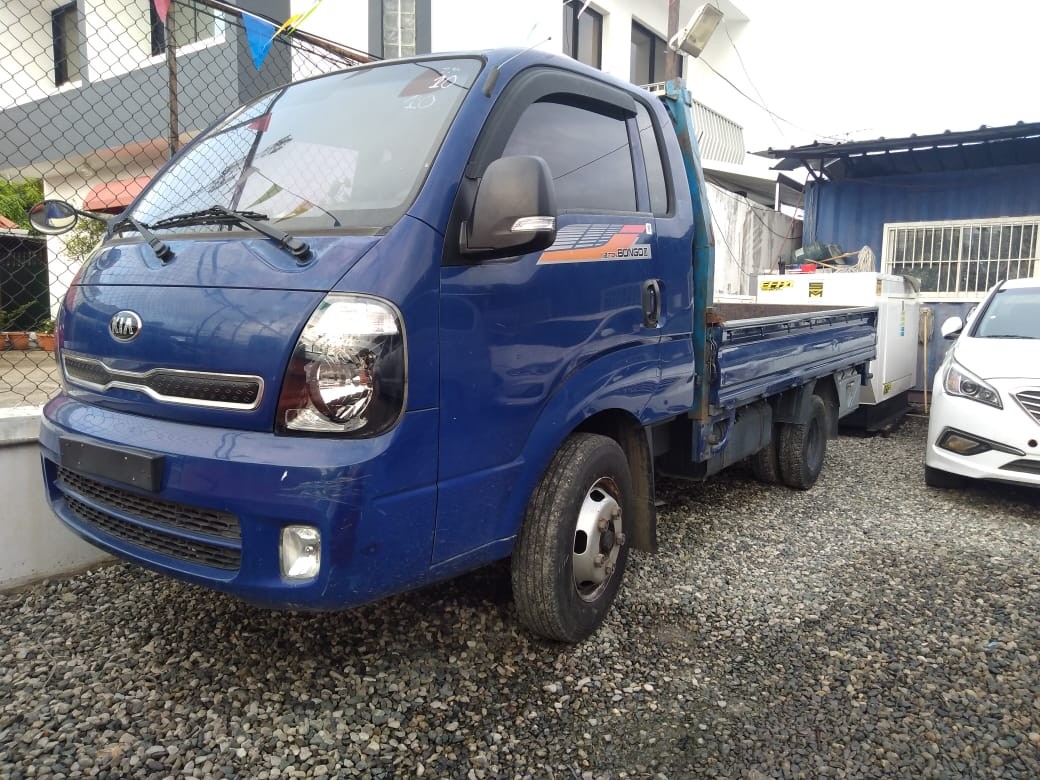 camiones y vehiculos pesados - KIA BONGO 2017 AZUL