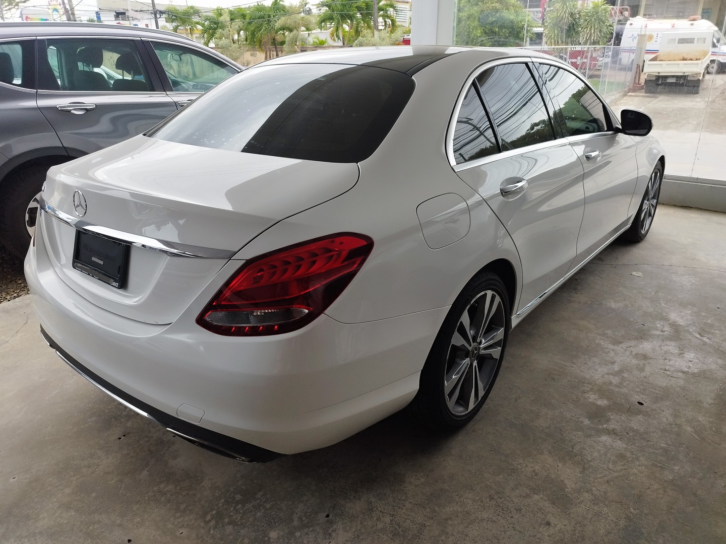 carros - Mercedes-Benz Clase C 300  2