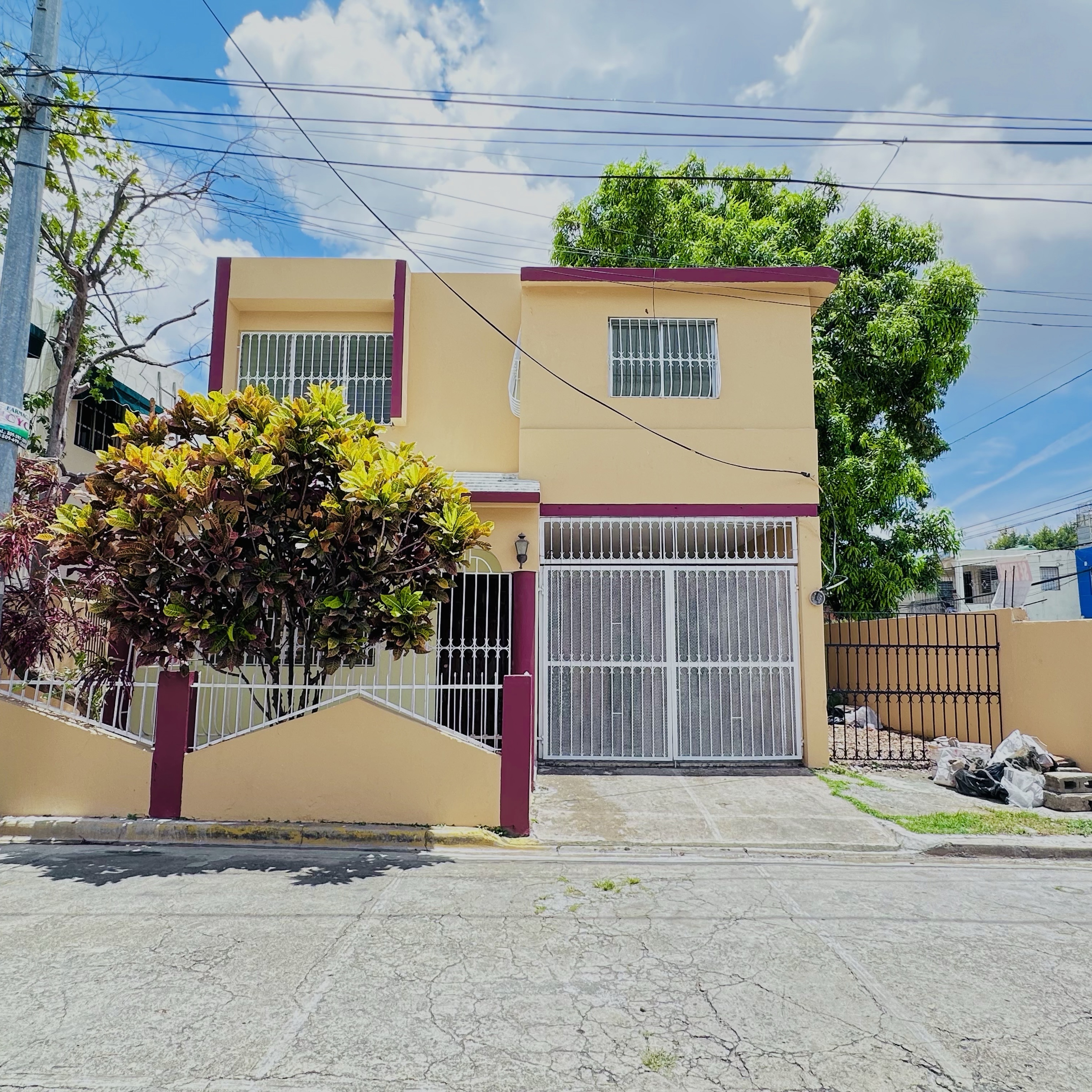 casas - Vendo Casa de 2 Niveles en Alma Rosa 2da 0