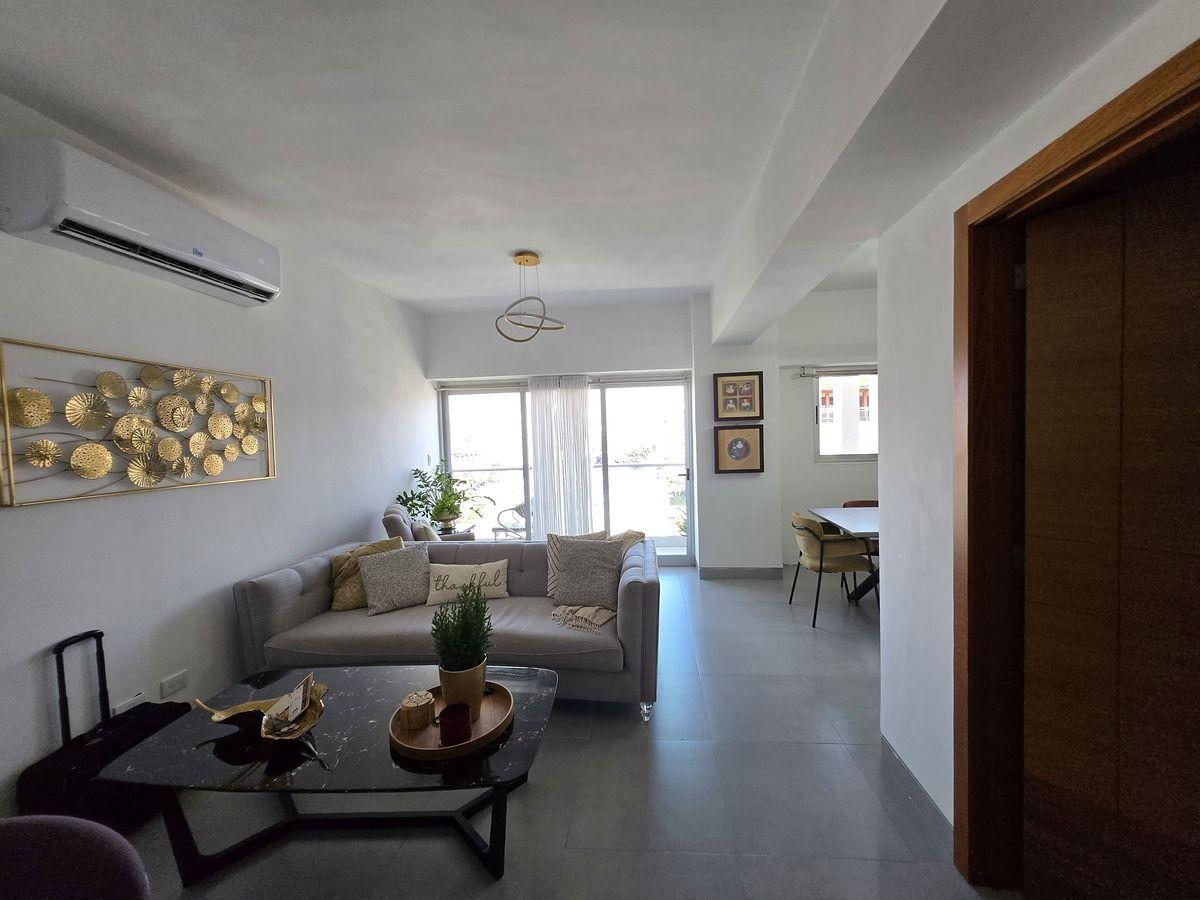 apartamentos - Se alquila apartamento amueblado de 2 habitaciones en La Julia 2