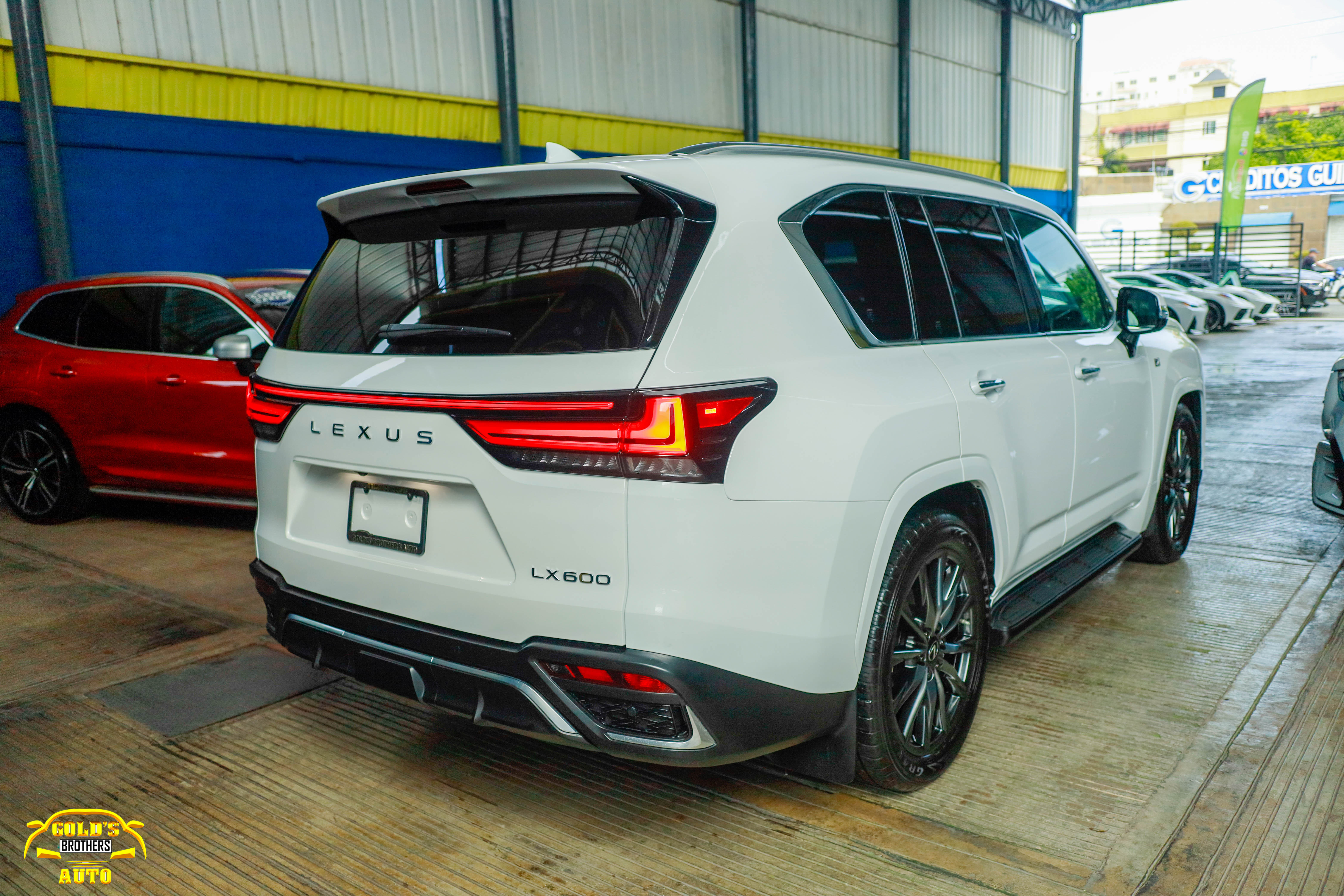 jeepetas y camionetas - Lexus LX600 F-Sport 2023 Recien Importada 5