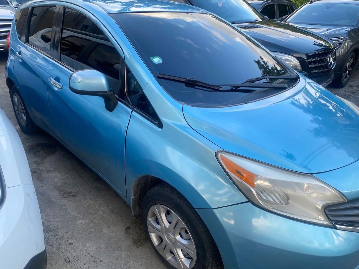 carros - NISSAN VERSA 2014 2