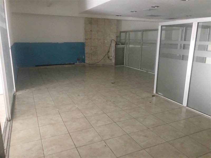 oficinas y locales comerciales - Local Piantini  120 m 2